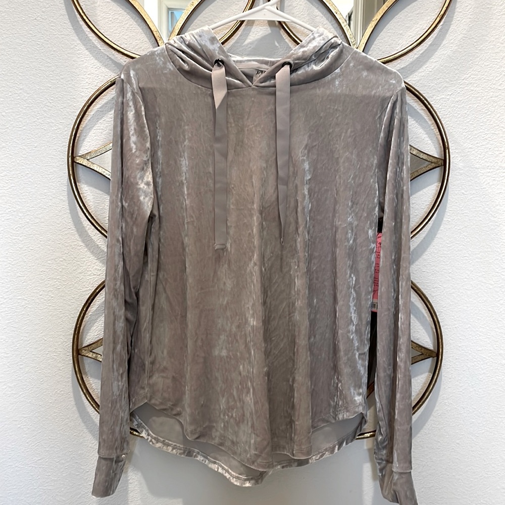 Betsy Johnson workout performance sweater